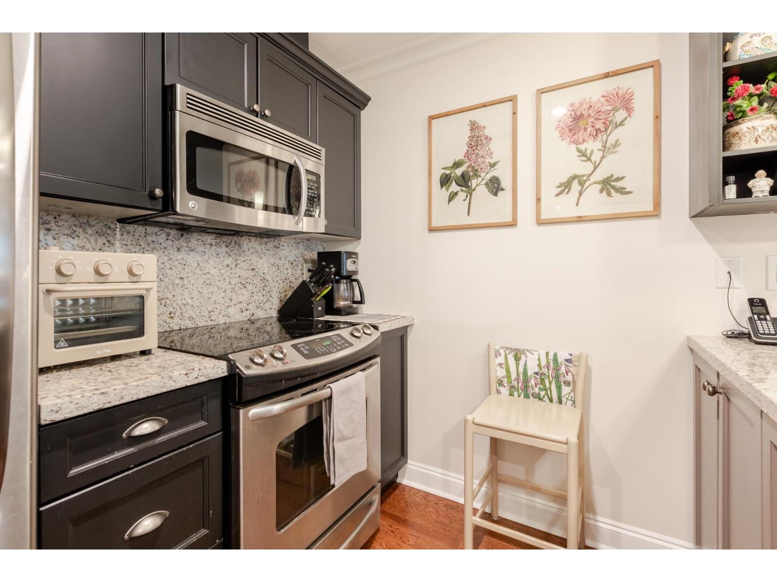 305 15389 Roper Avenue Property Photo 13