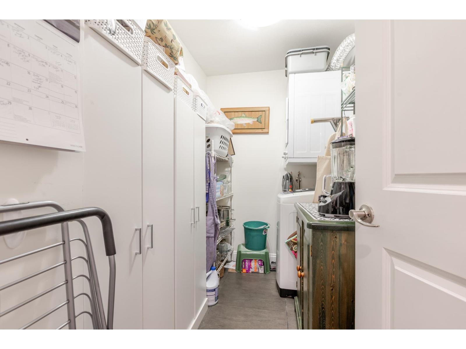 305 15389 Roper Avenue Property Photo 28