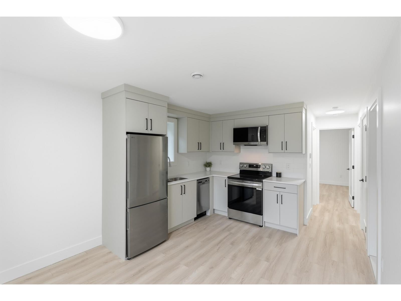 9312 Ebor Road Property Photo 16