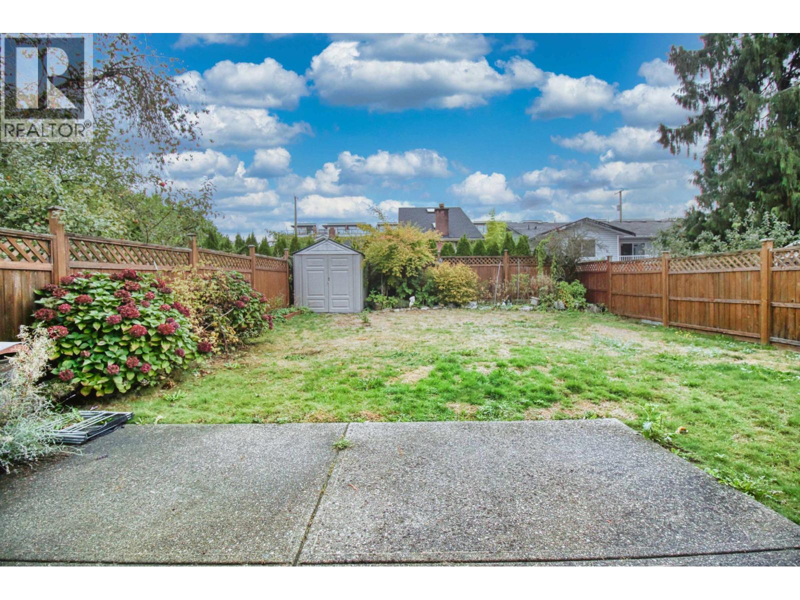 6031 Rumble Property Photo 2