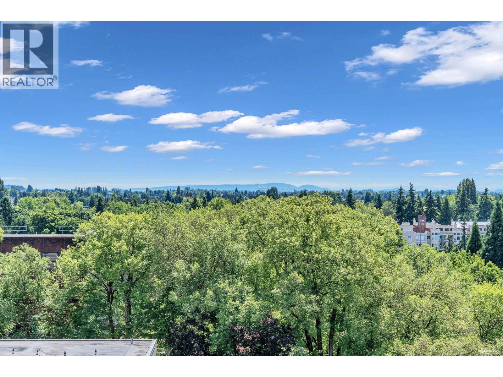 902 6808 Minoru Boulevard Property Photo 17