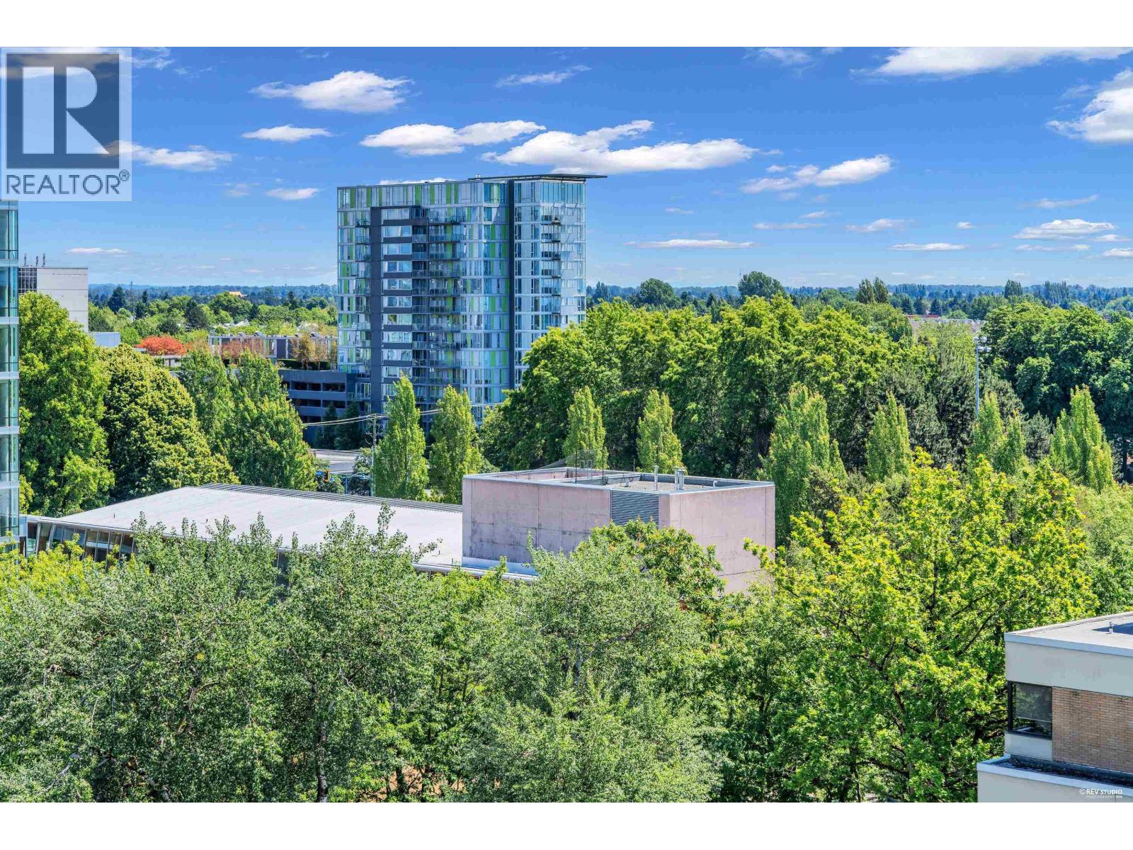 902 6808 Minoru Boulevard Property Photo 18