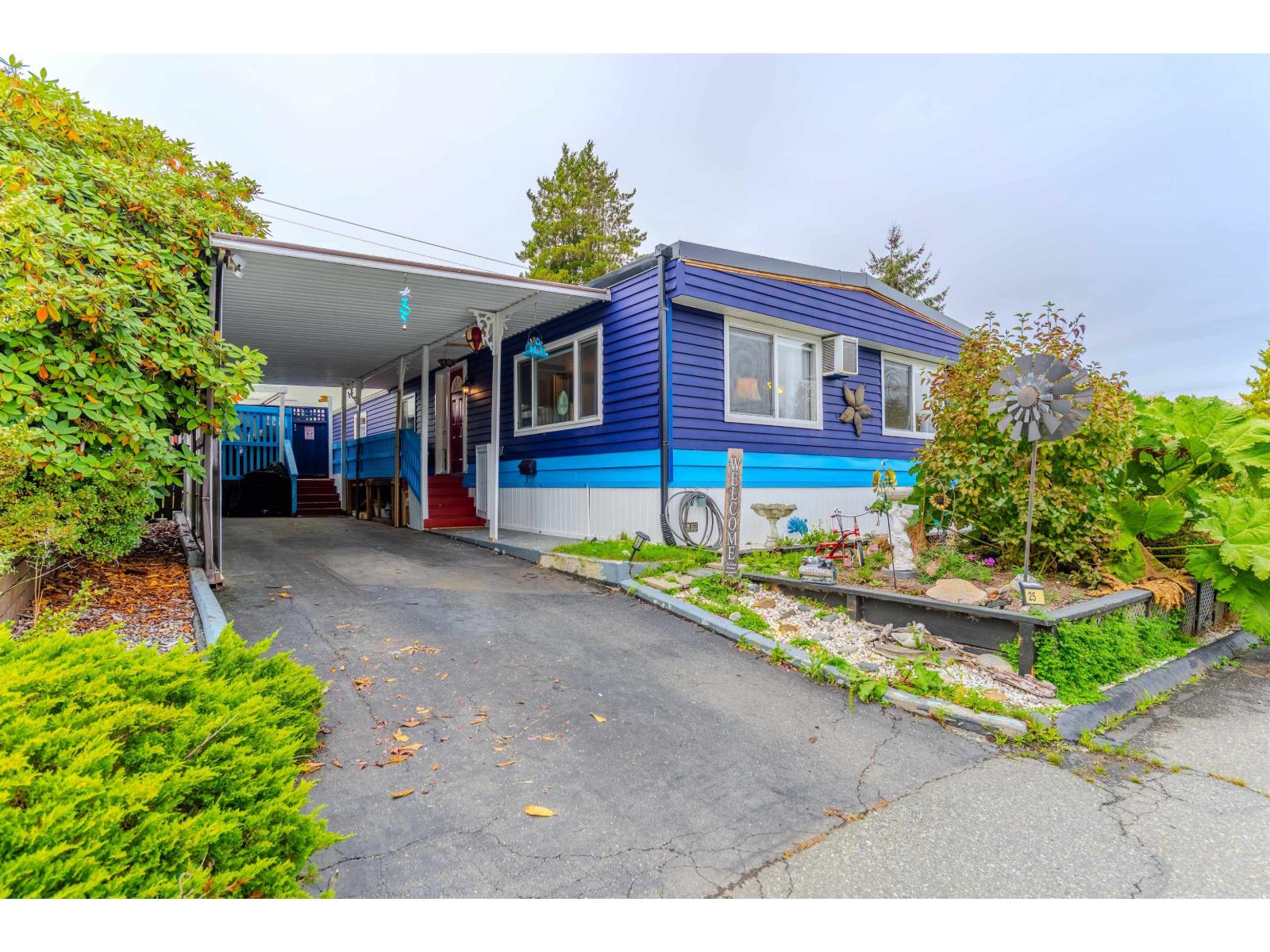 25 13650 80 Avenue Property Photo 1