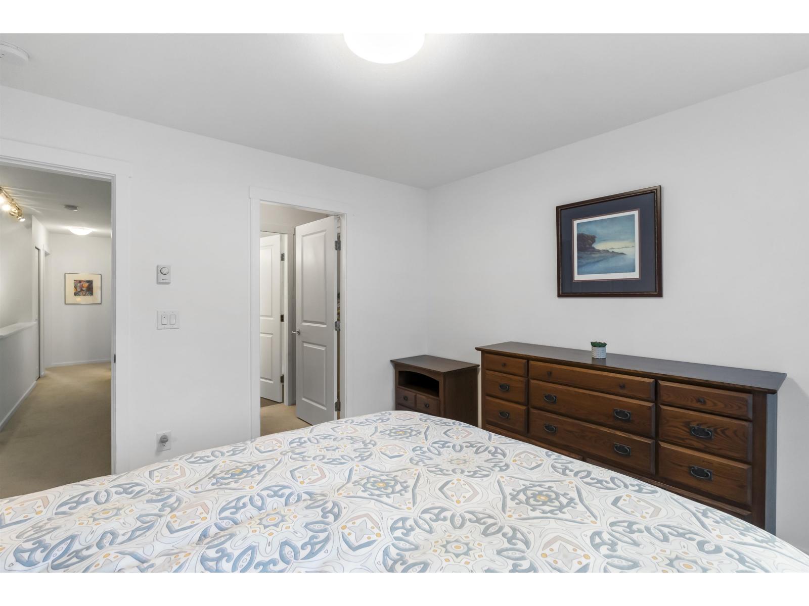 58 16678 25 Avenue Property Photo 15