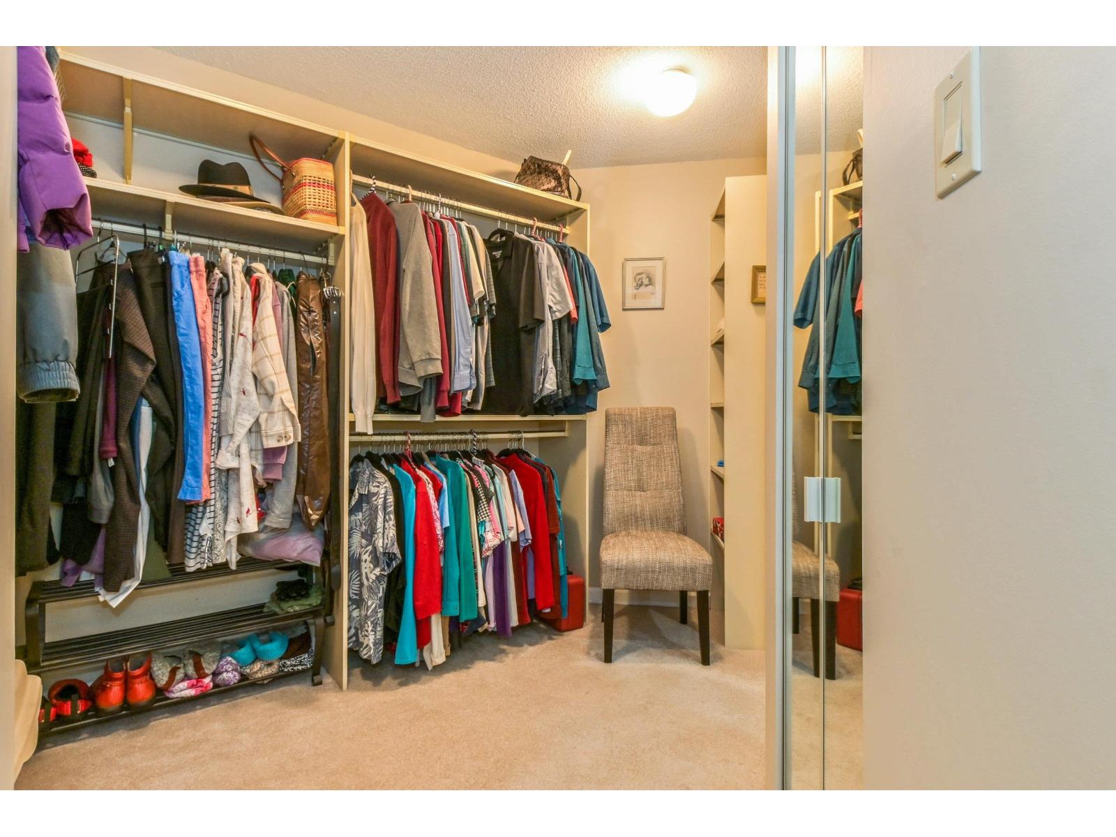 113 1442 Foster Street Property Photo 15