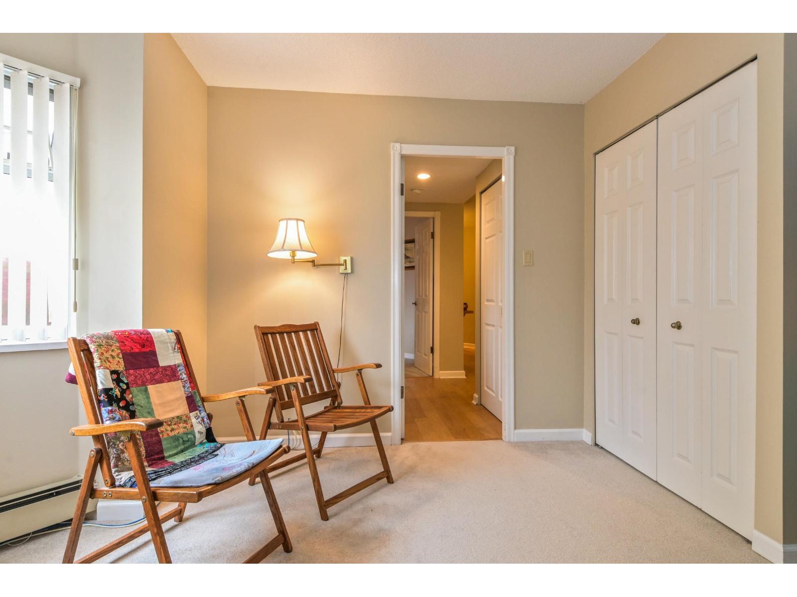 113 1442 Foster Street Property Photo 18