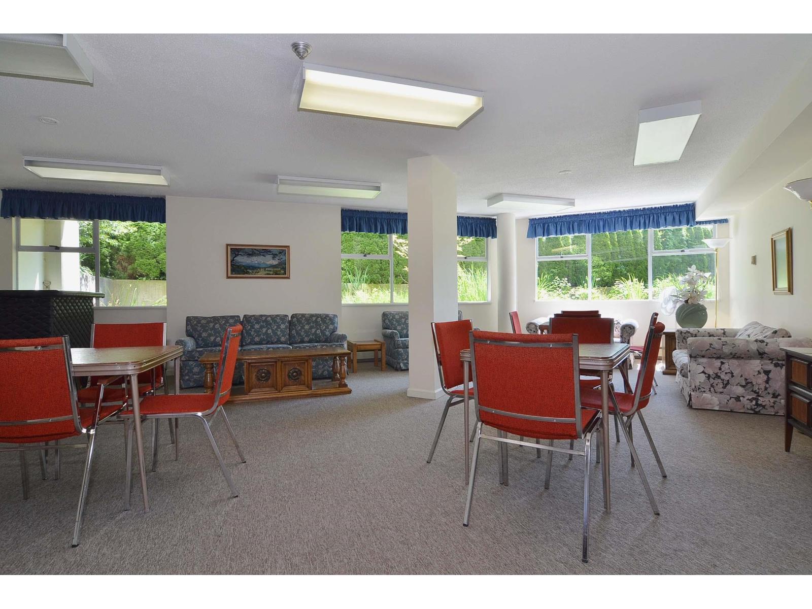 113 1442 Foster Street Property Photo 30