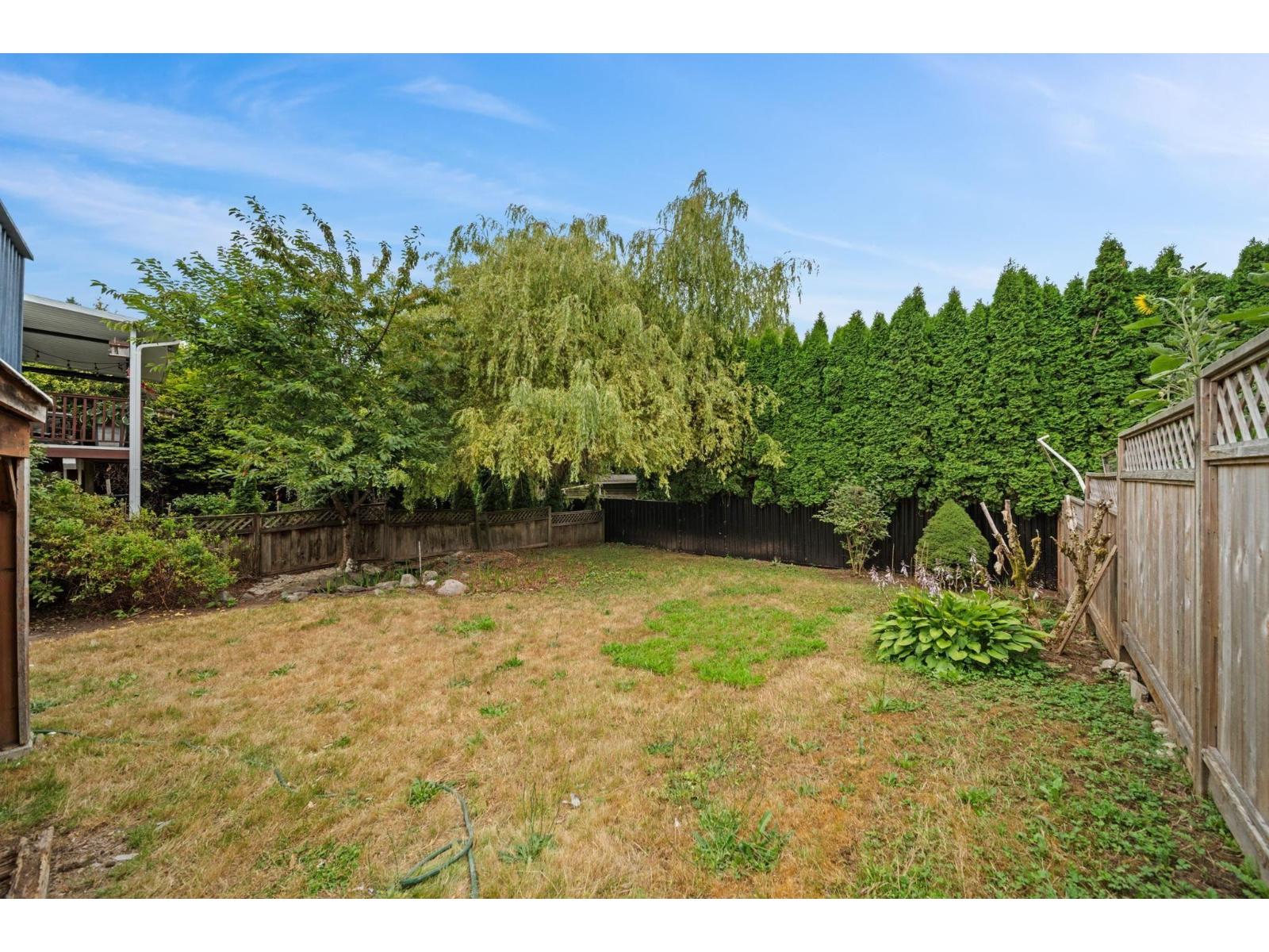 1576 161 Street Property Photo 24