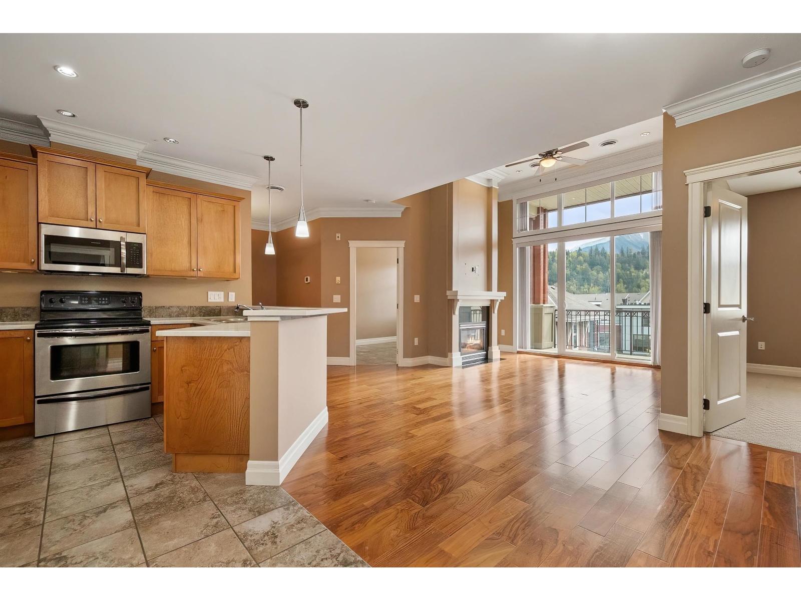 45595 Tamihi Way #405a Property Photo 3