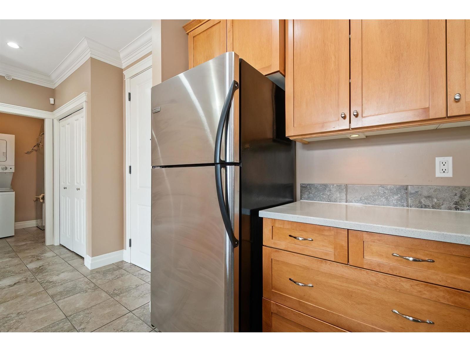 45595 Tamihi Way #405a Property Photo 5