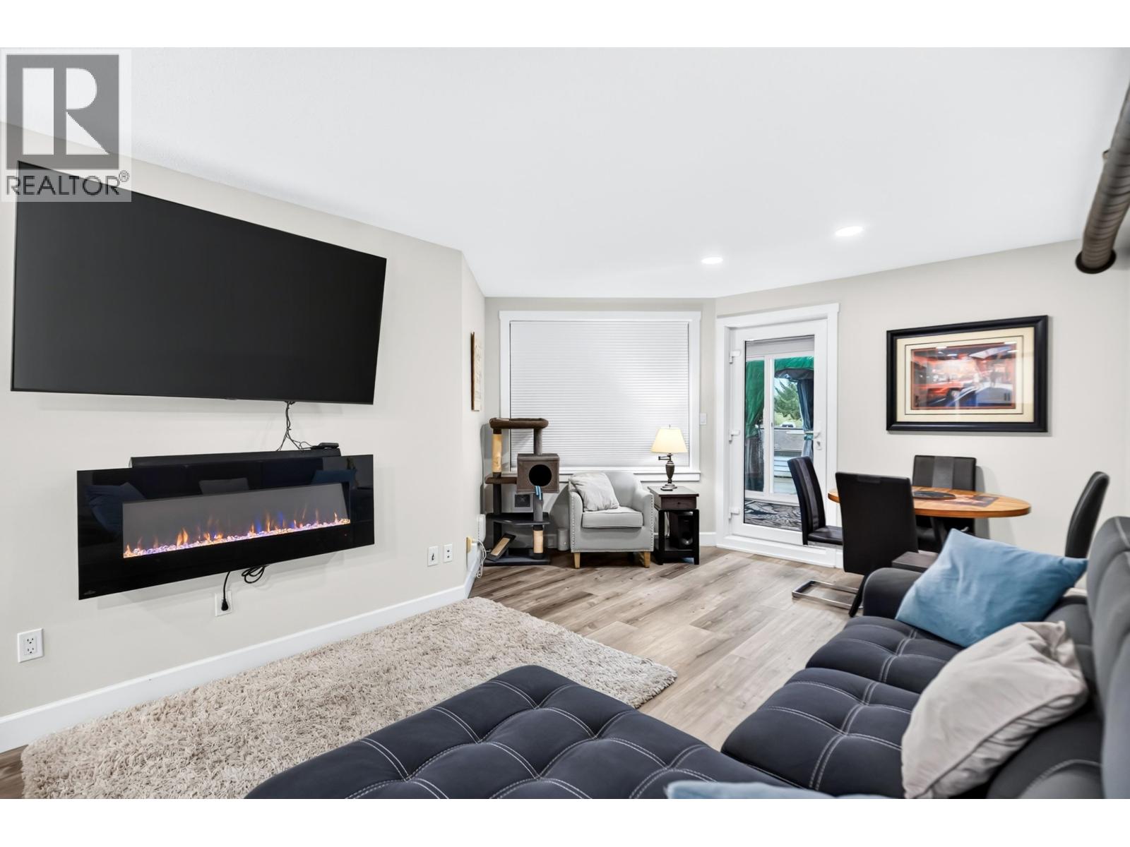 203 11724 225 Street Property Photo 9