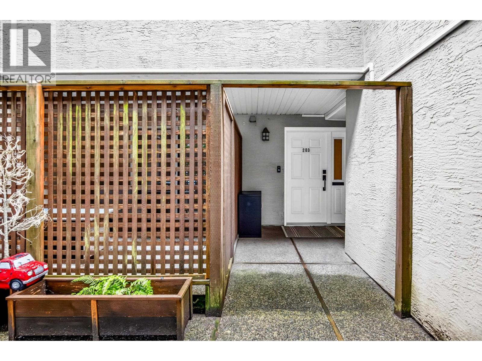 203 11724 225 Street Property Photo 21