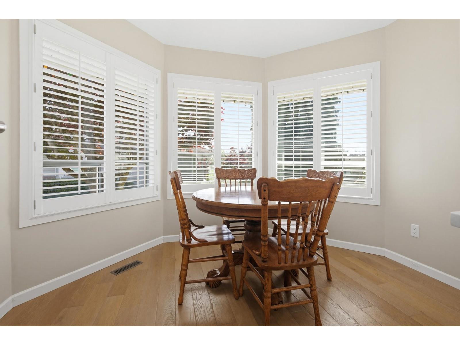 1 32615 Murray Avenue Property Photo 10