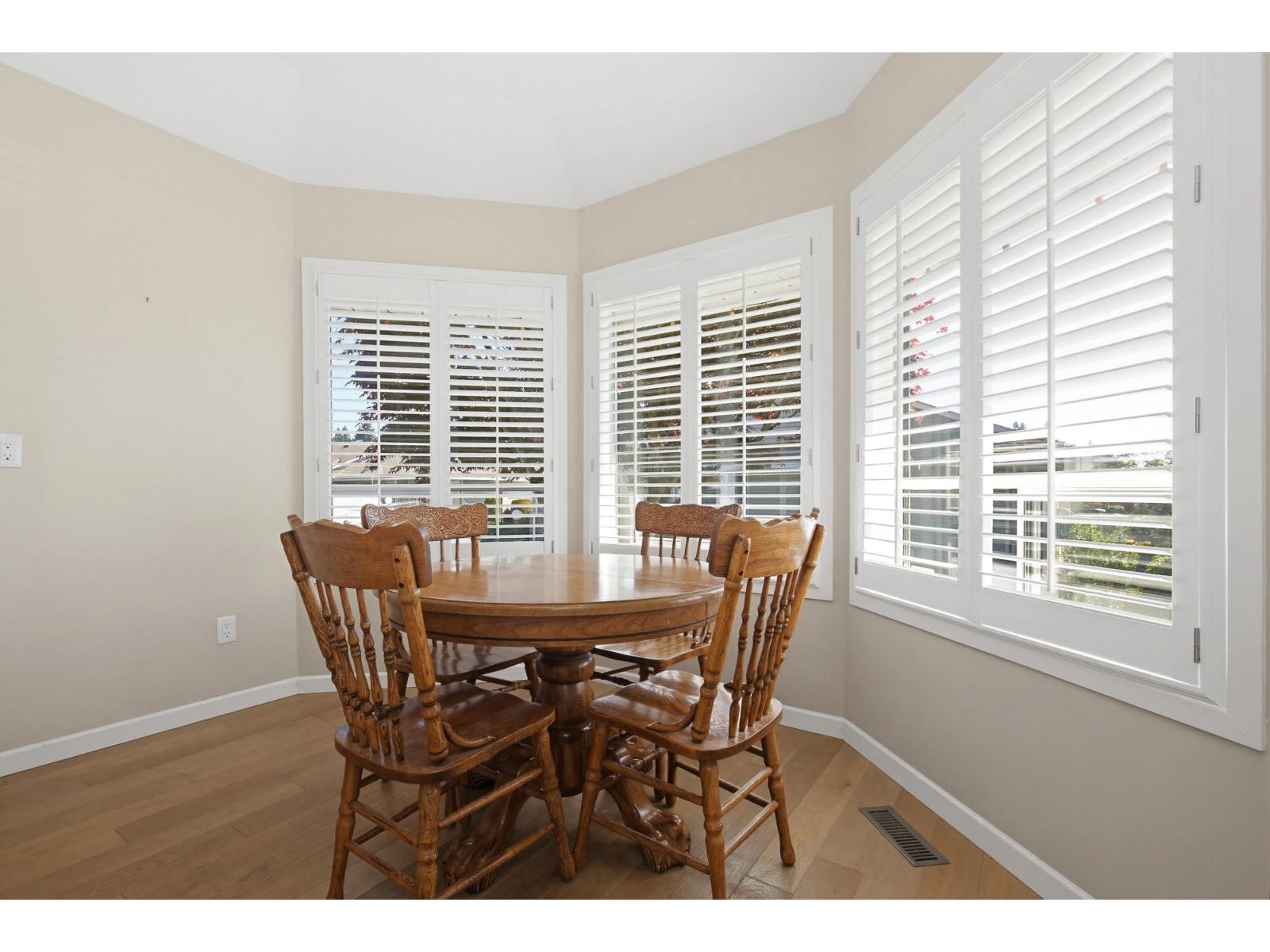 1 32615 Murray Avenue Property Photo 11