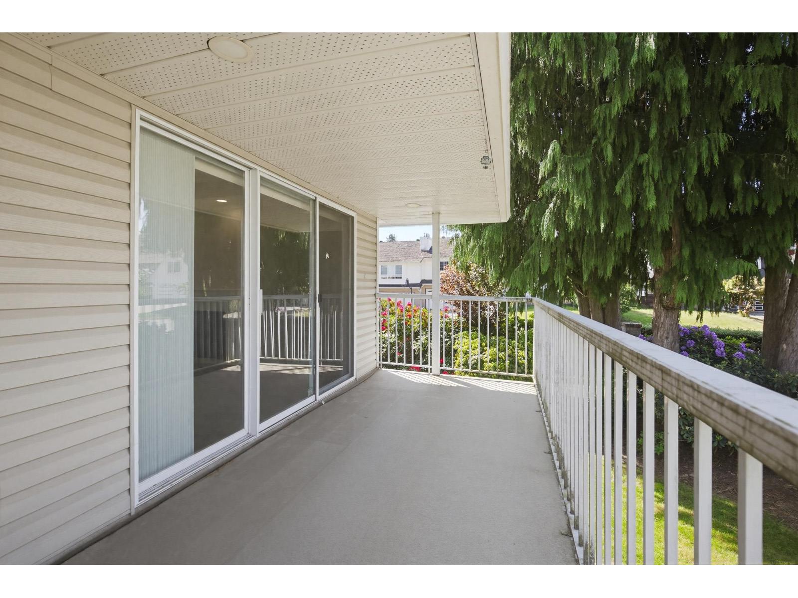 1 32615 Murray Avenue Property Photo 18