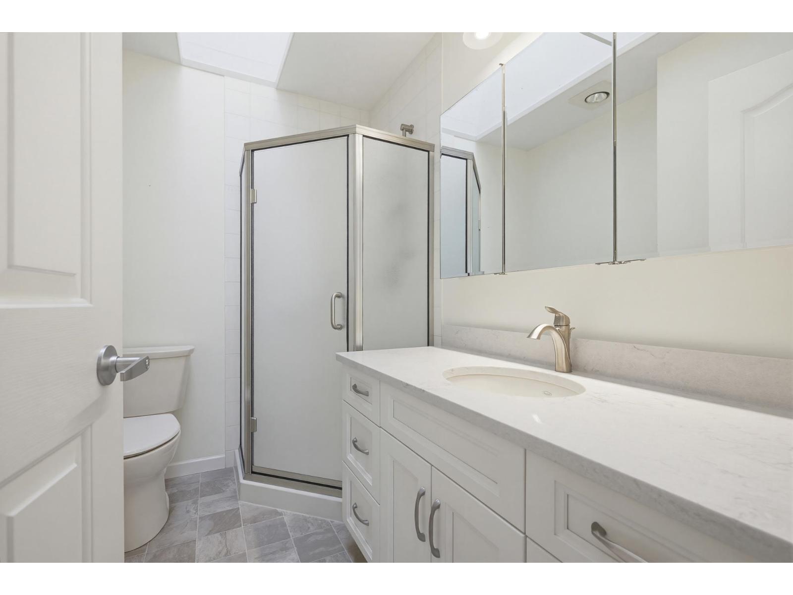 1 32615 Murray Avenue Property Photo 22