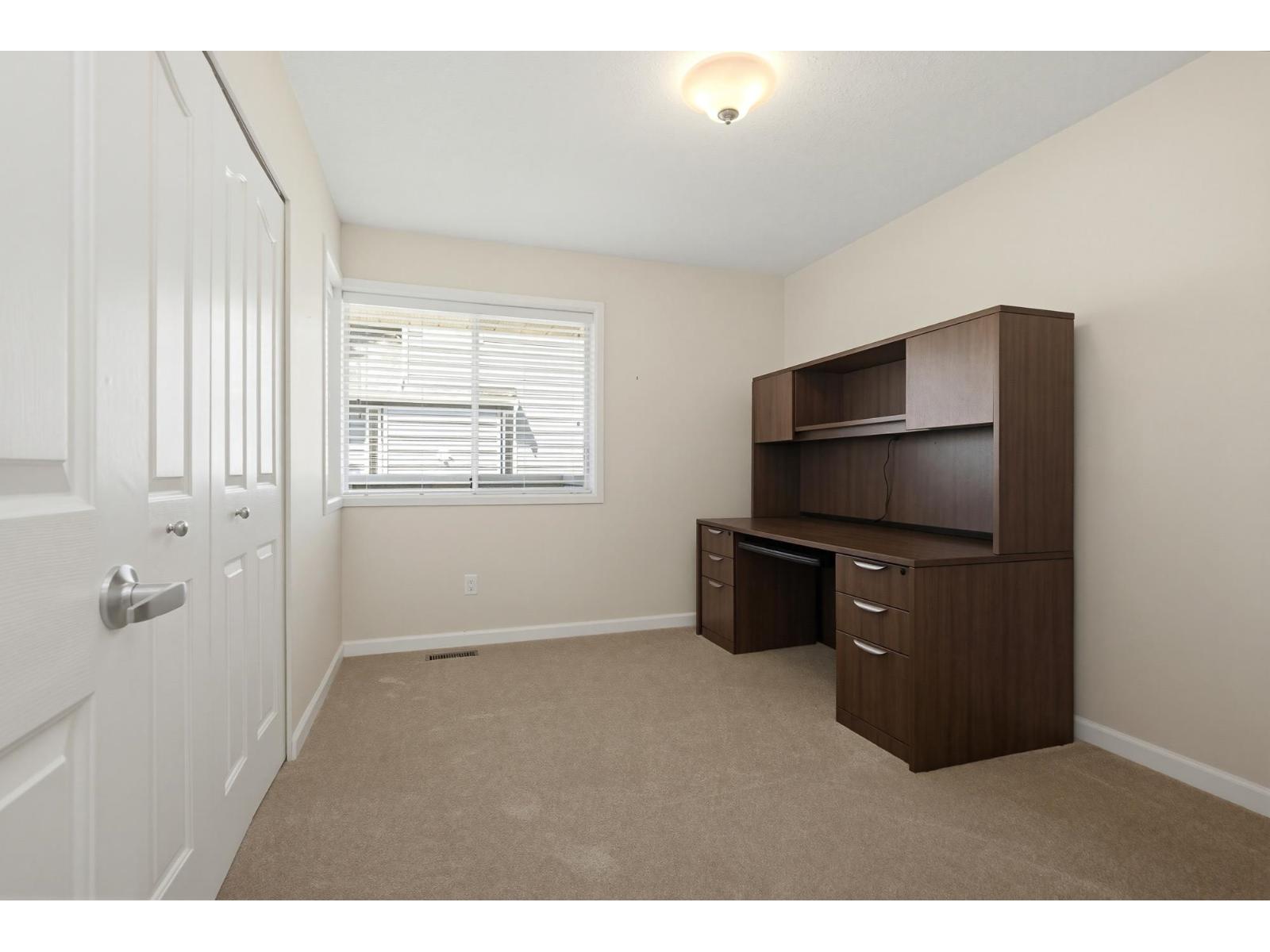 1 32615 Murray Avenue Property Photo 23