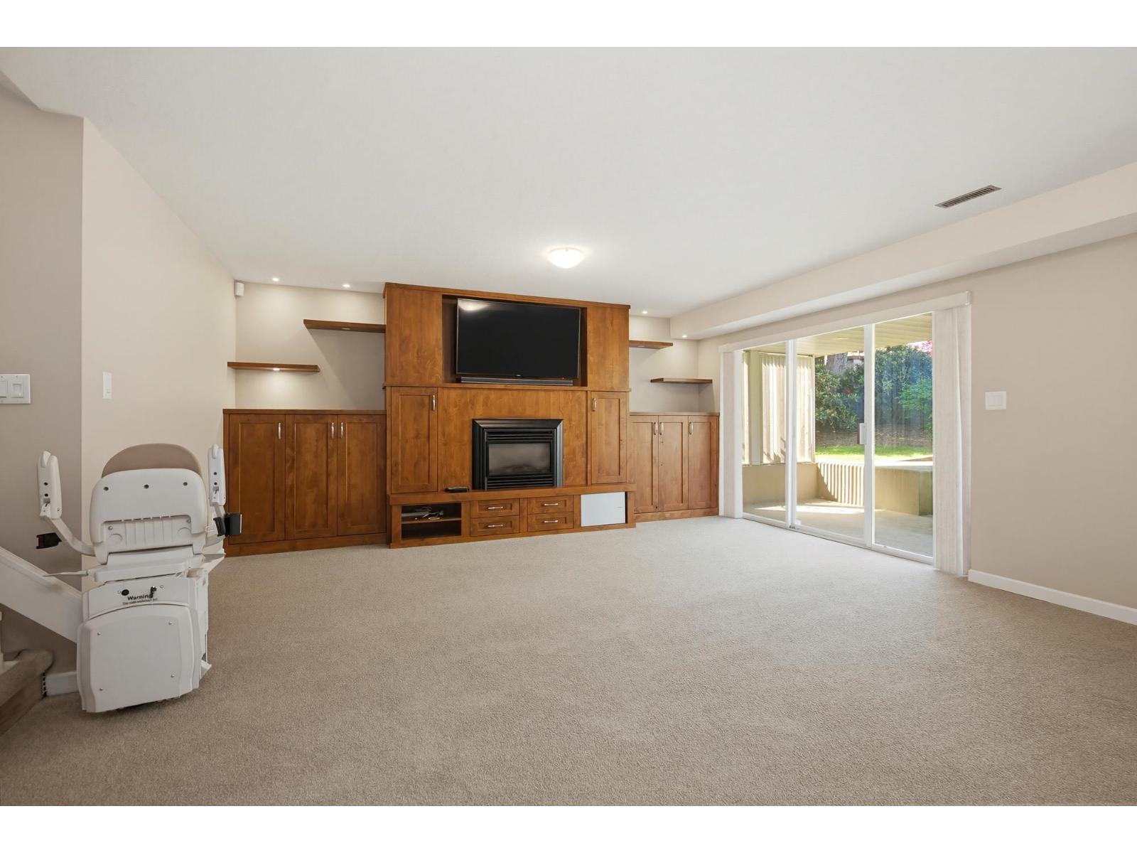 1 32615 Murray Avenue Property Photo 25
