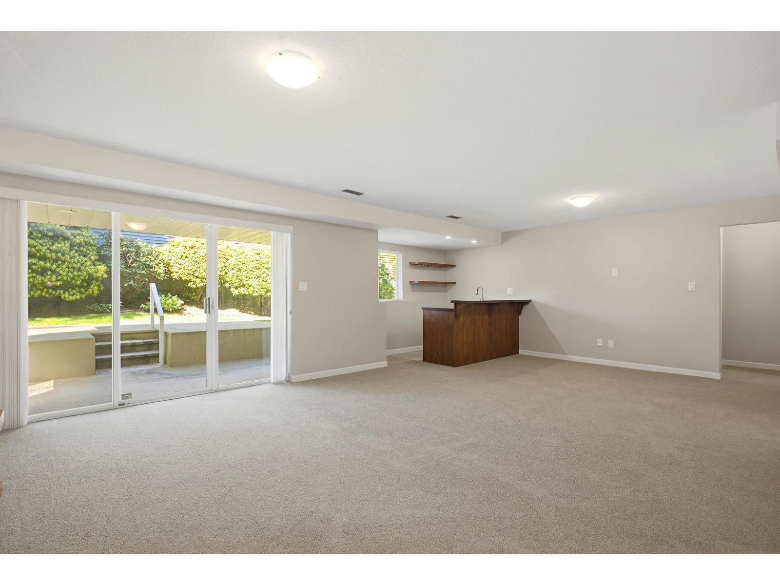 1 32615 Murray Avenue Property Photo 27