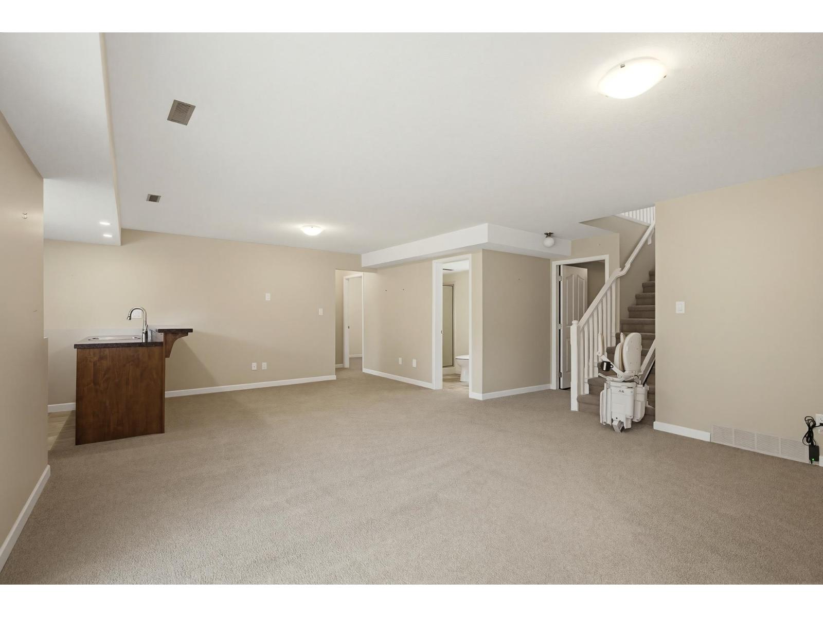 1 32615 Murray Avenue Property Photo 28