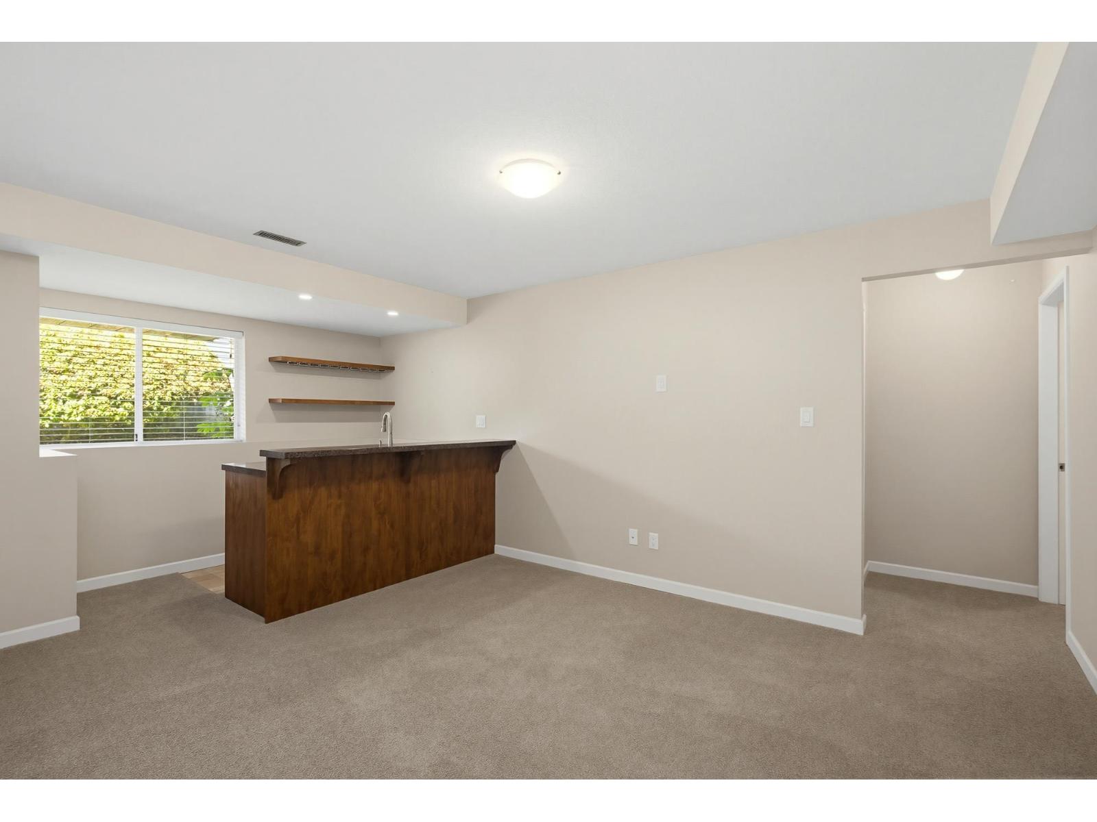 1 32615 Murray Avenue Property Photo 30
