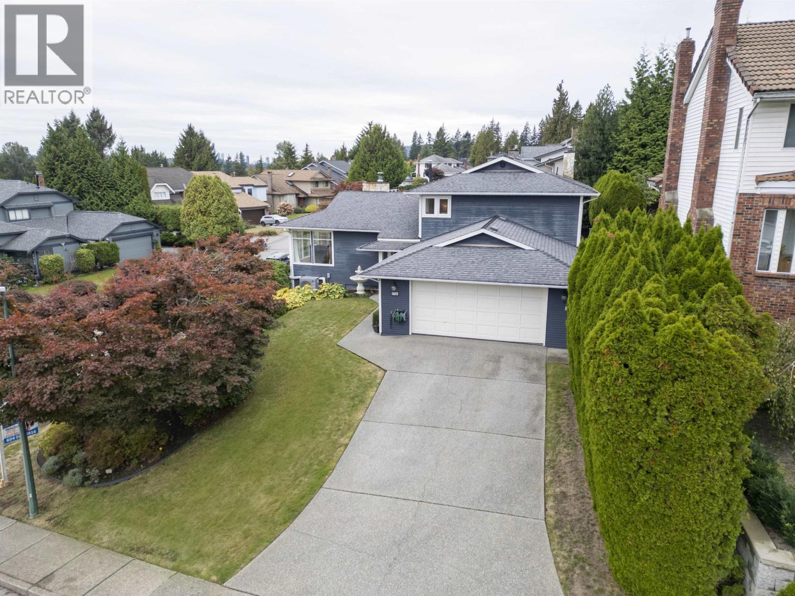 1316 Honeysuckle Lane Property Photo 1