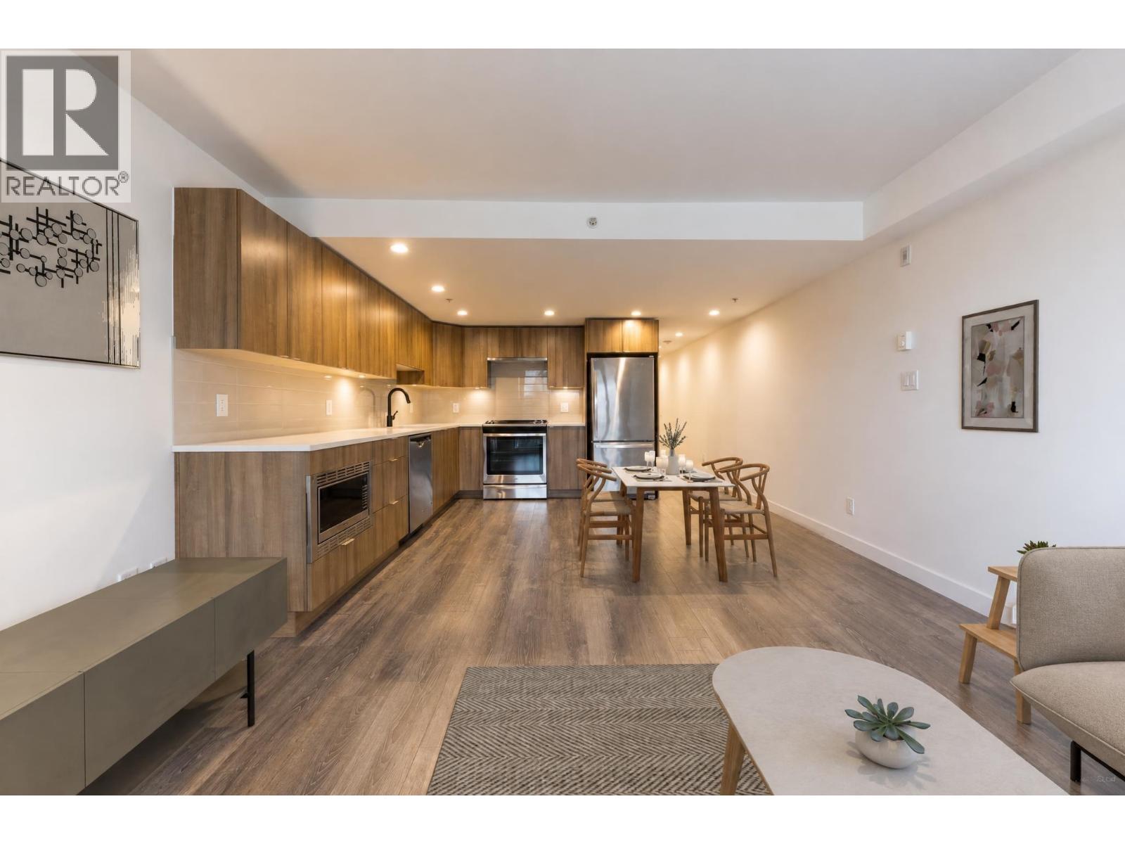 403 1365 Pemberton Avenue Property Photo 4
