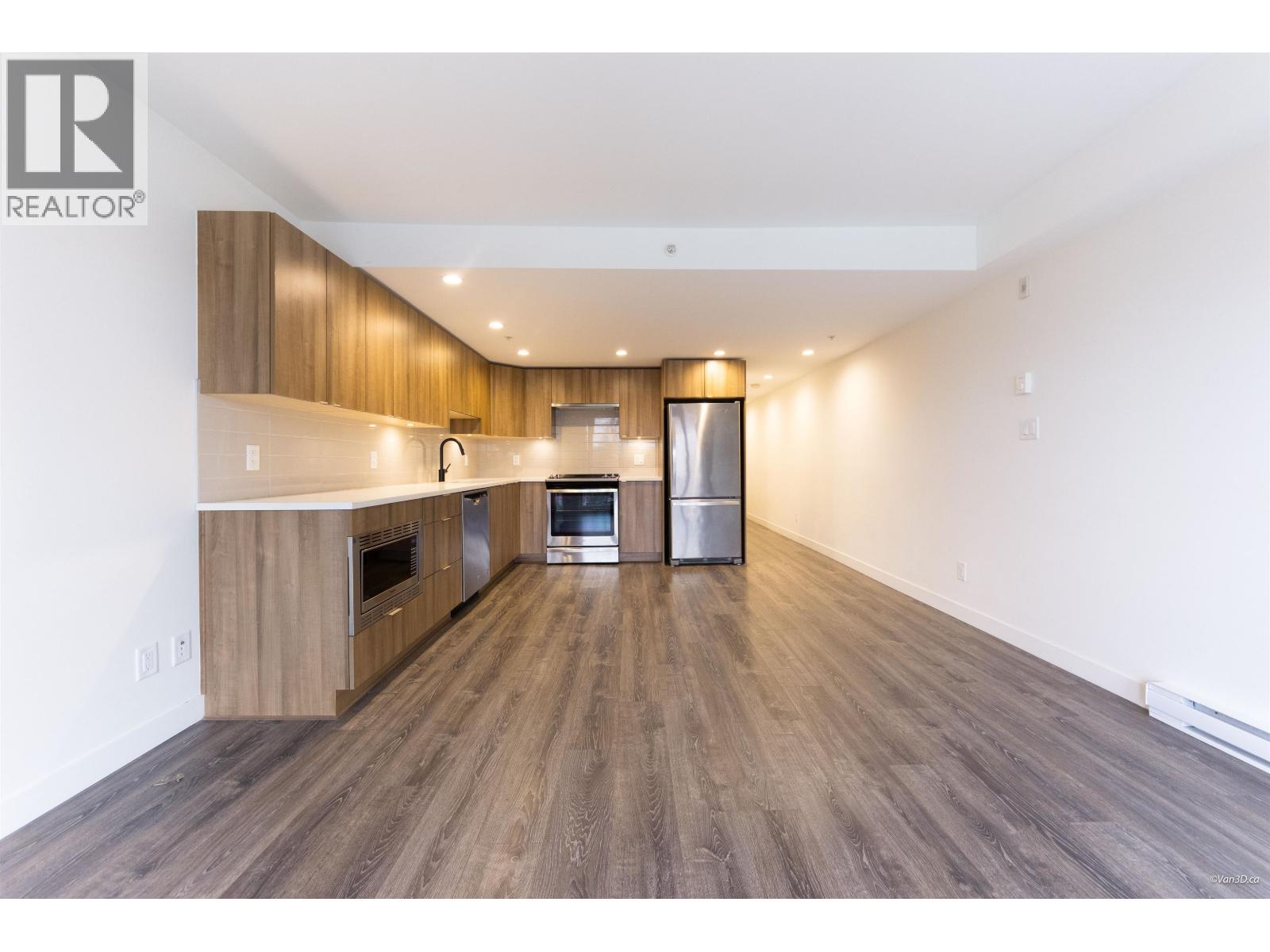403 1365 Pemberton Avenue Property Photo 5