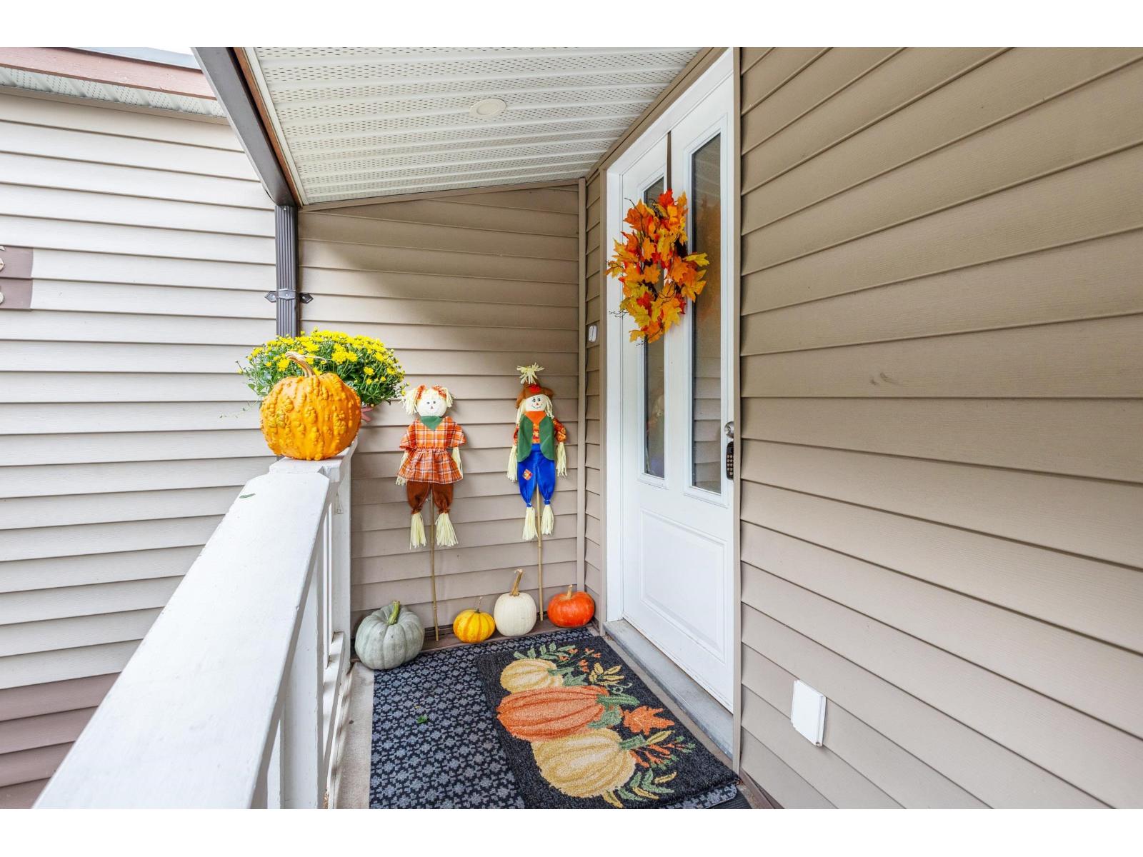 58 3031 200 Street Property Photo 6