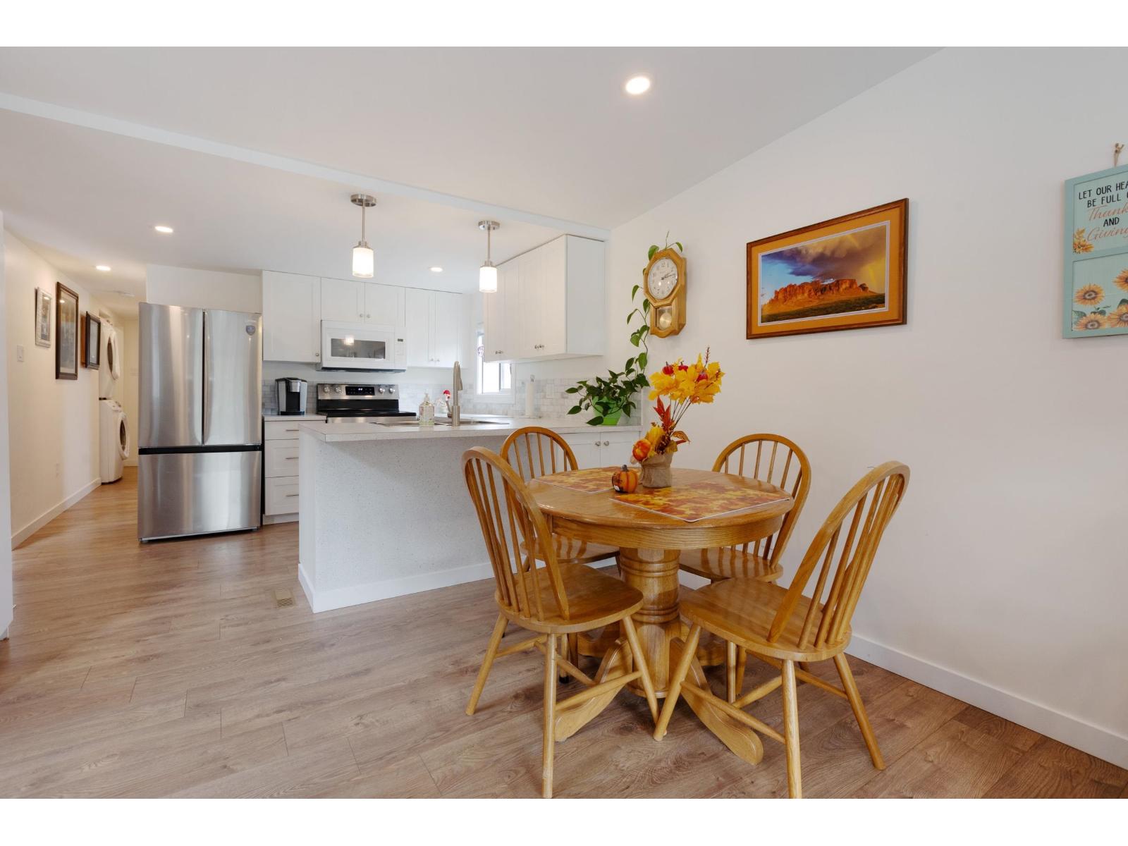 58 3031 200 Street Property Photo 13