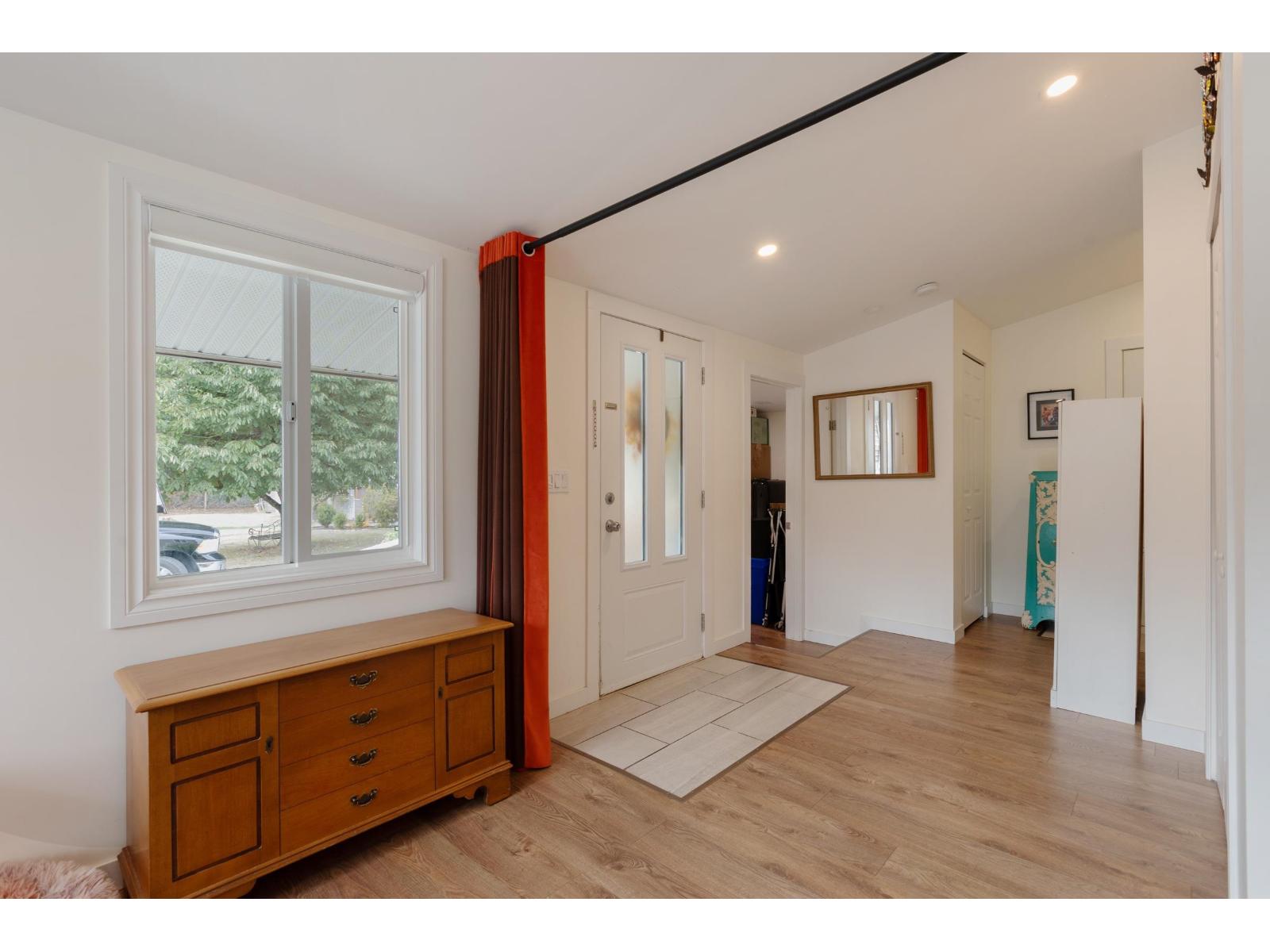 58 3031 200 Street Property Photo 18