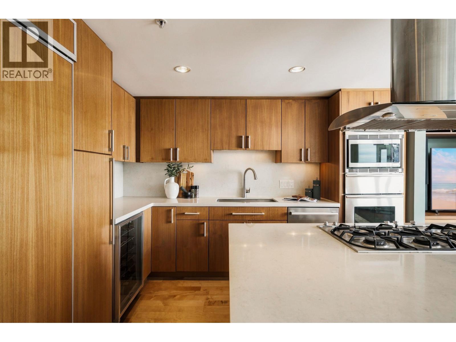 2602 1281 W Cordova Street Property Photo 16
