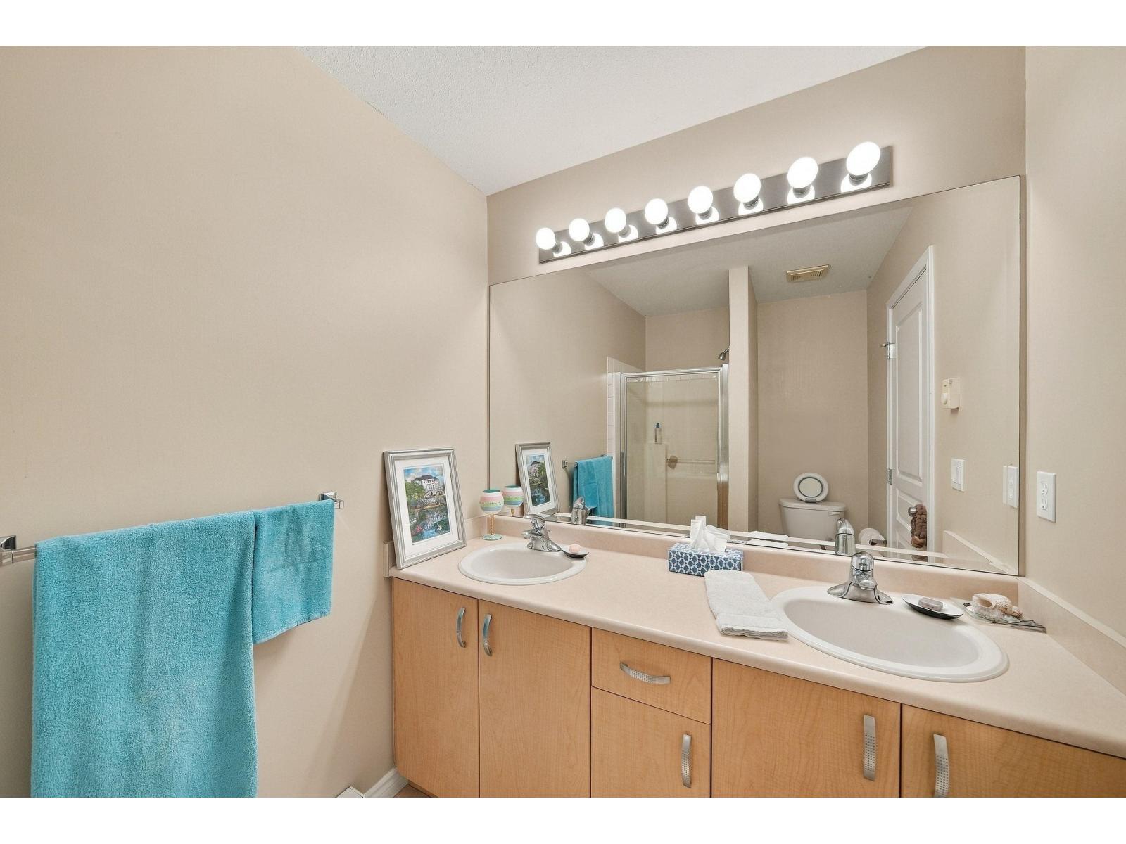 49 18828 69 Avenue Property Photo 13