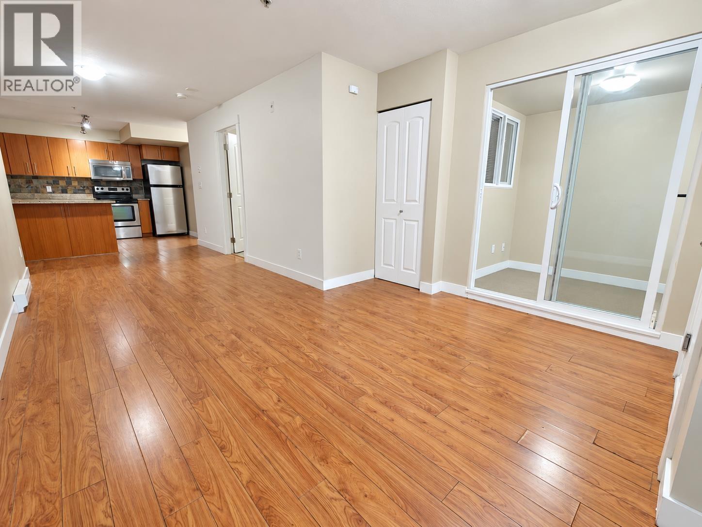 69 7428 14th Avenue Property Photo 6