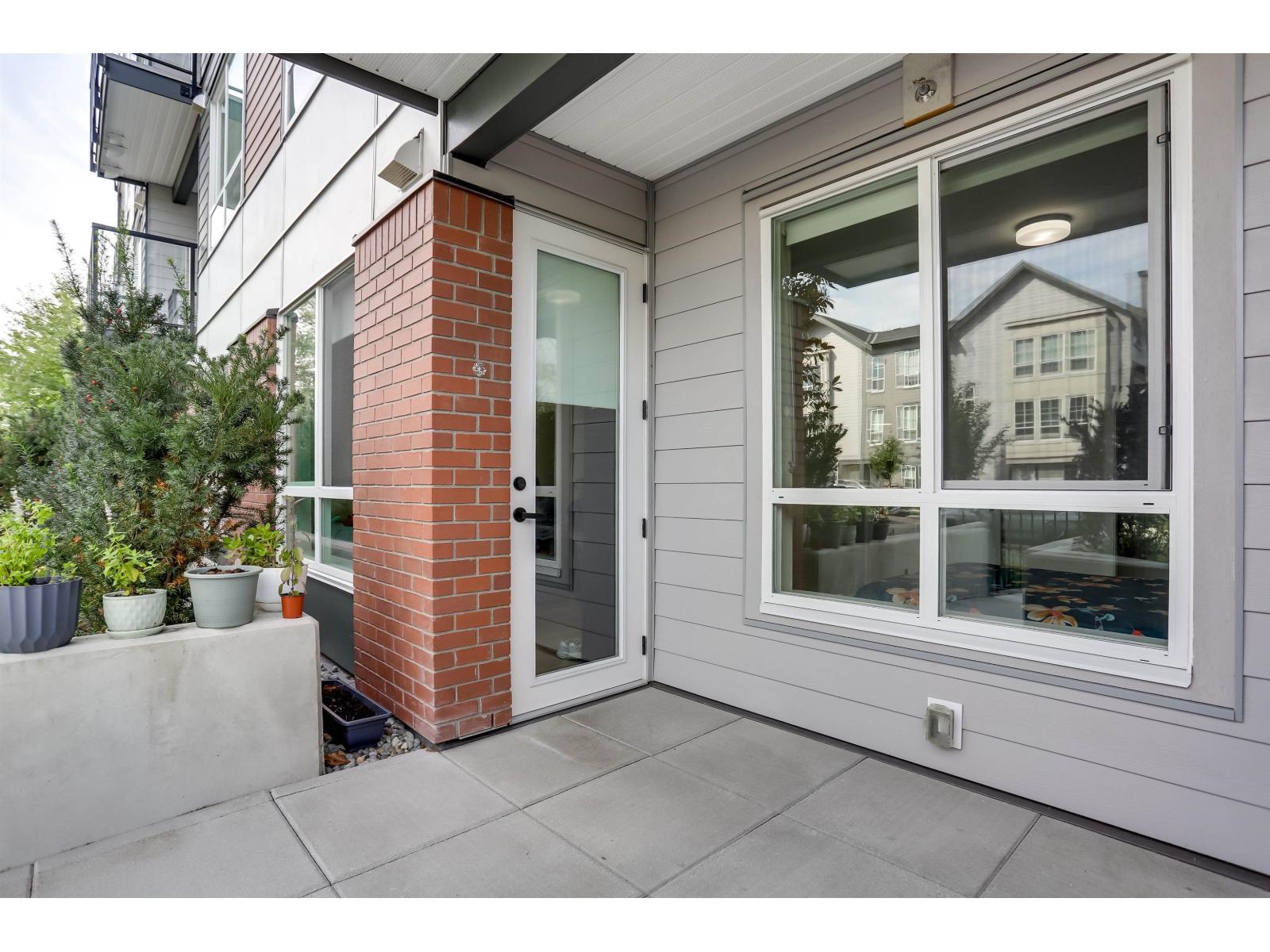 217 8117 200a Street Property Photo 18
