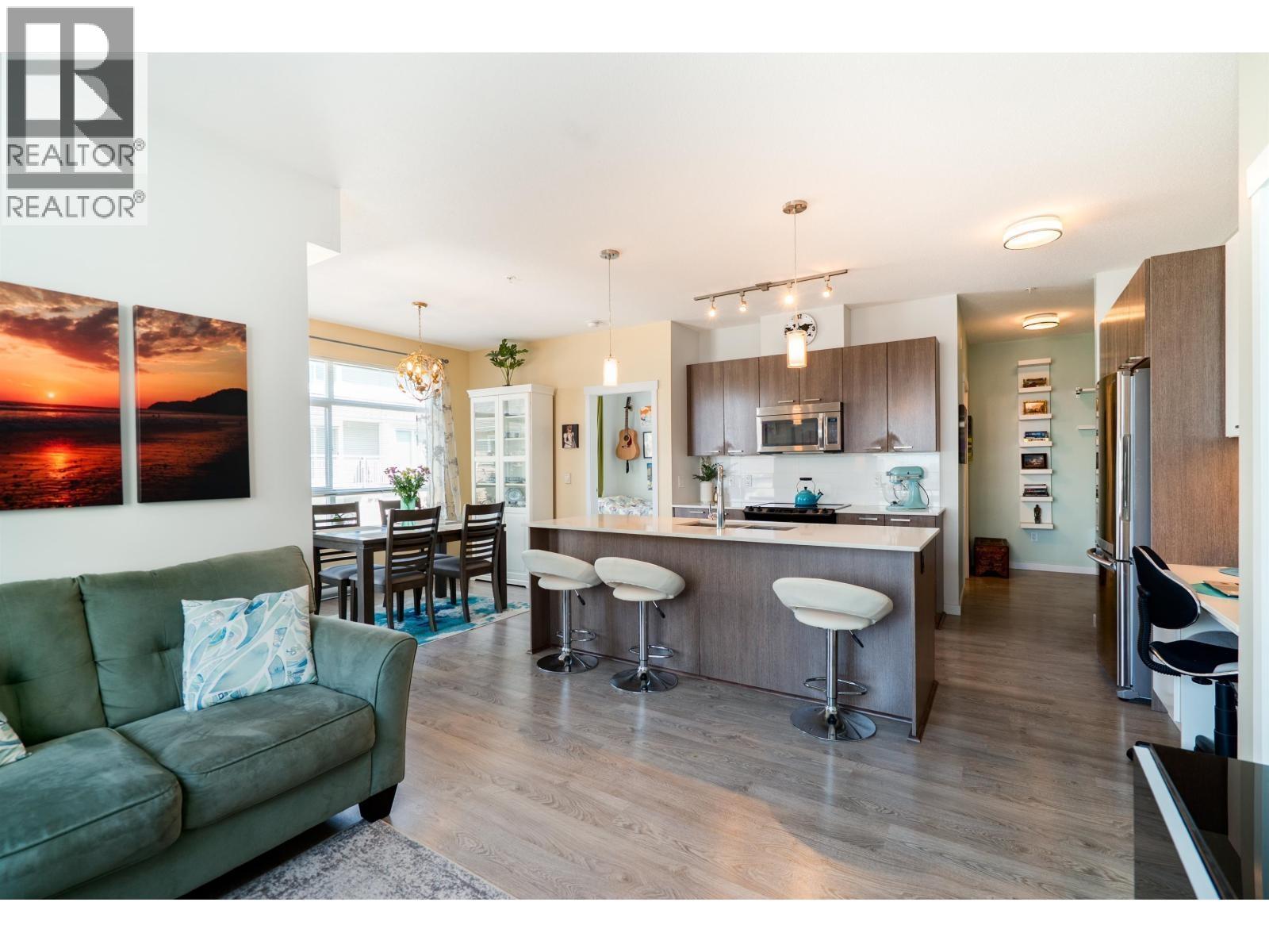 215 617 Smith Avenue Photo de la propriété 1