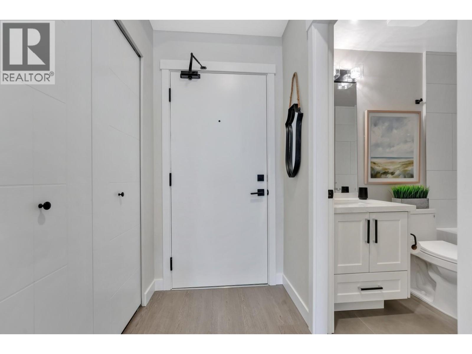 113 12143 223 Street Property Photo 3