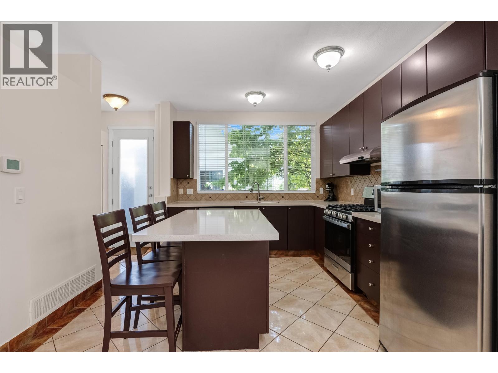 10280 242b Street Property Photo 5