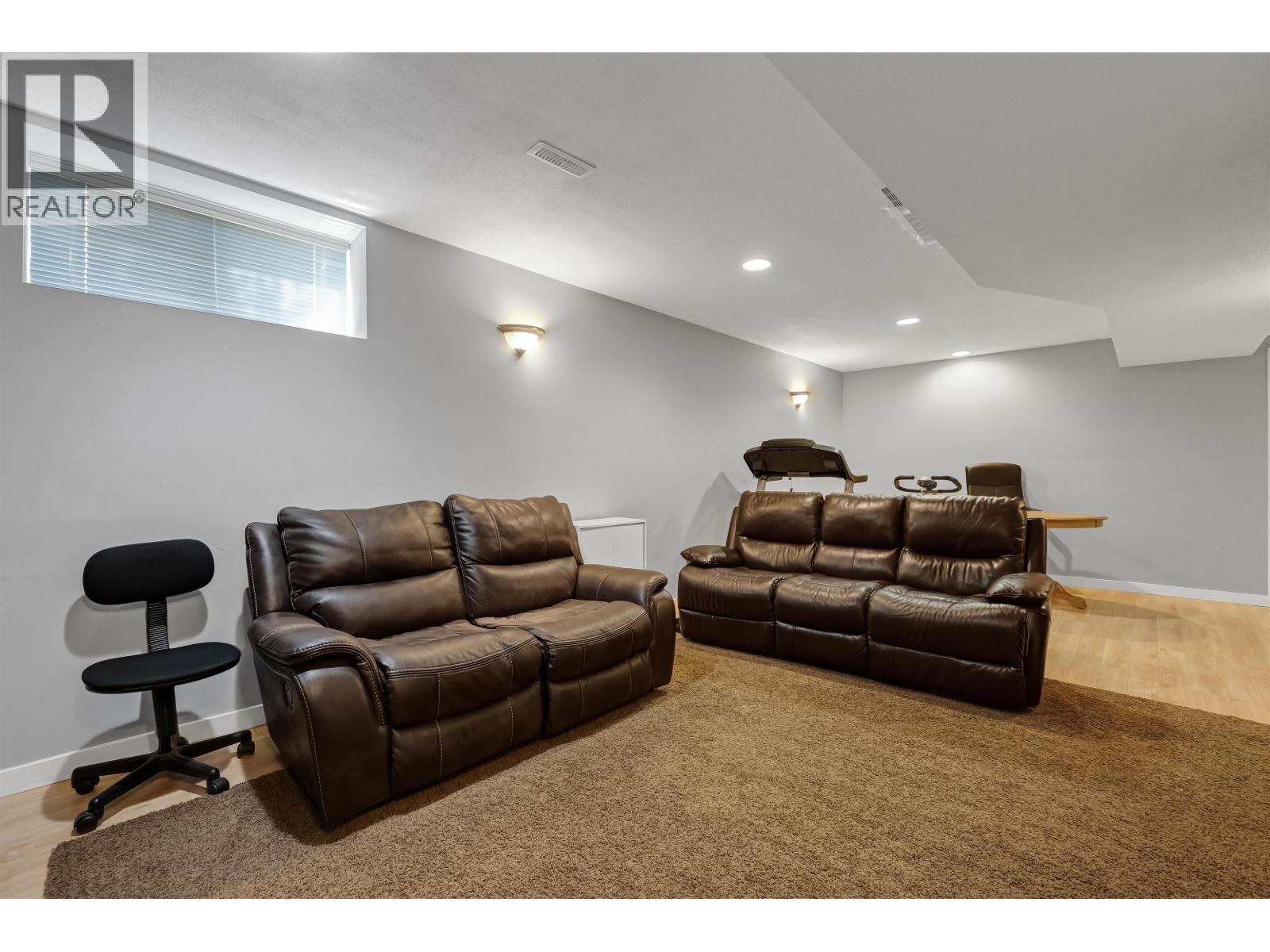 10280 242b Street Property Photo 20