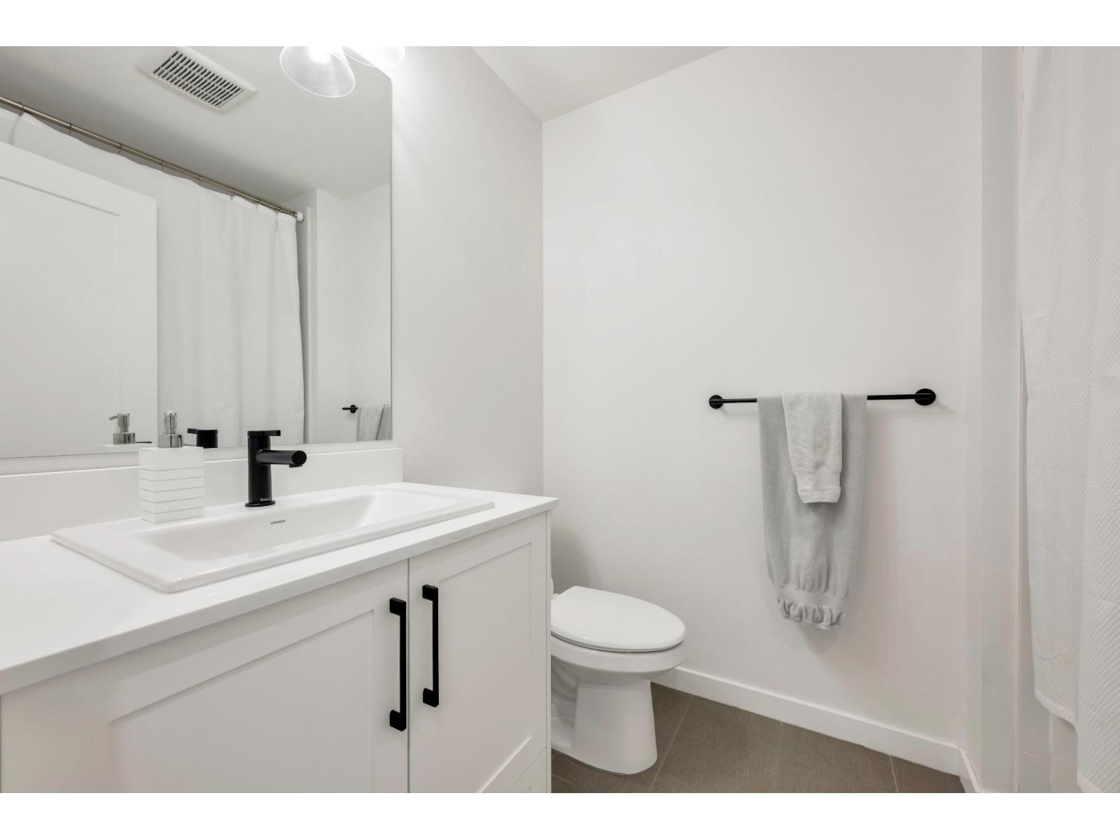104 7967 197 Street Property Photo 20