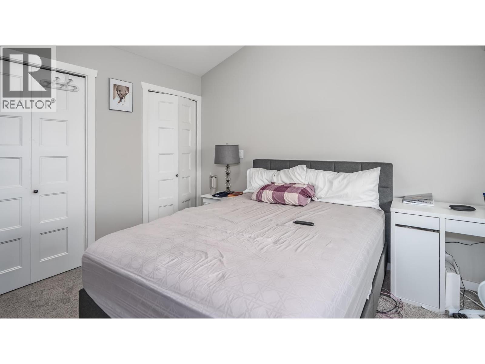 2 10480 248 Street Property Photo 11
