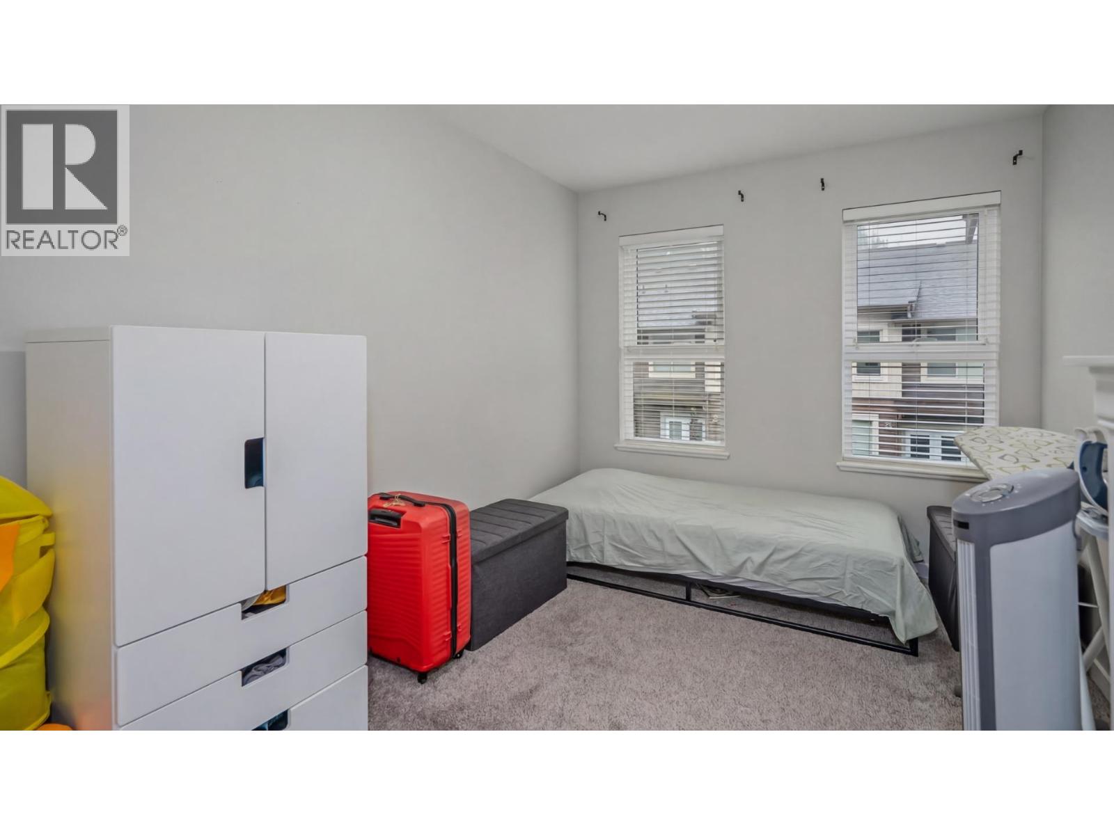 2 10480 248 Street Property Photo 13