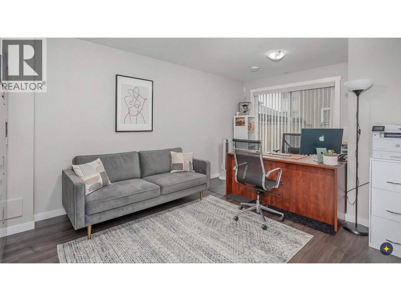 2 10480 248 Street Property Photo 16