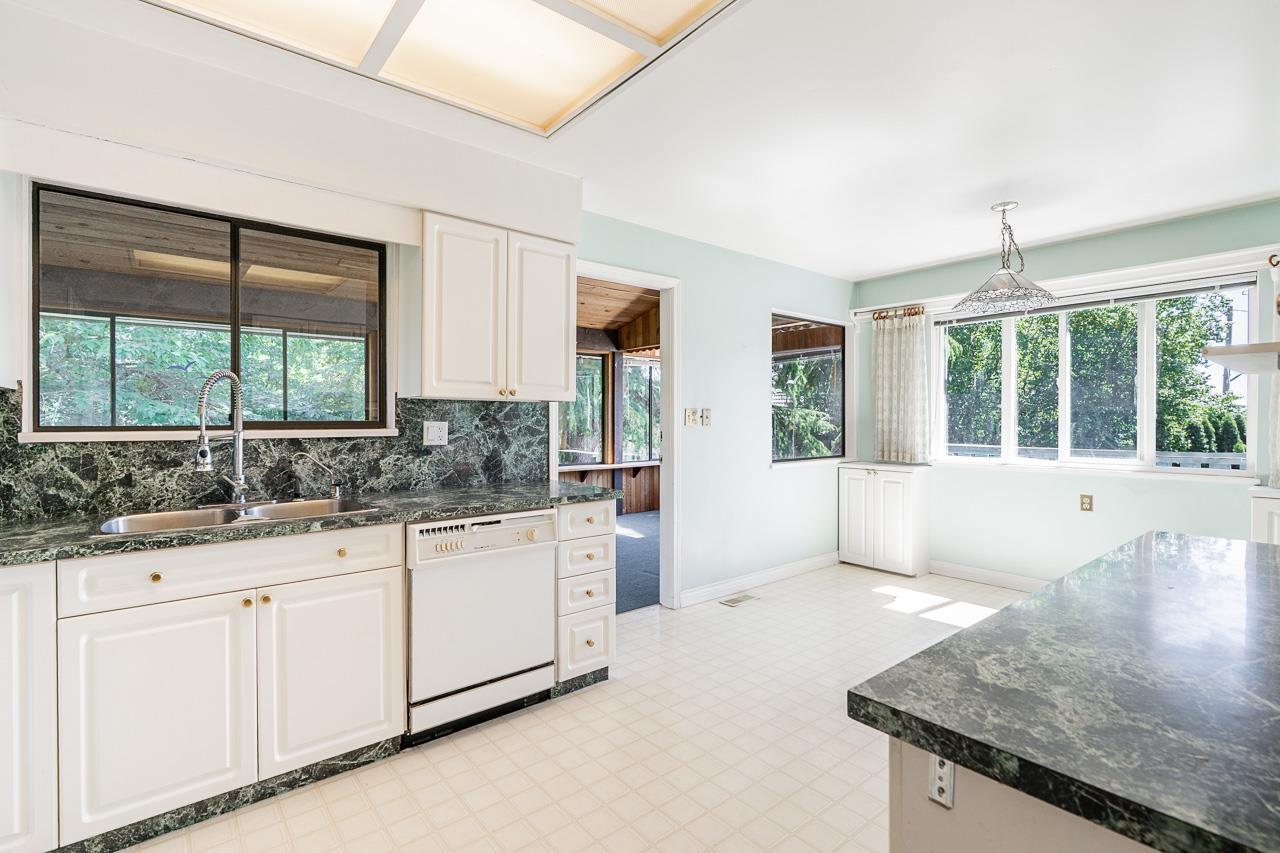 5462 Bakerview Drive Property Photo 10