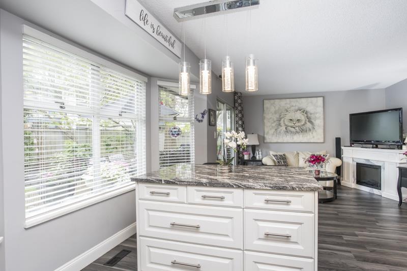 126 8060 121a Street Property Photo 15