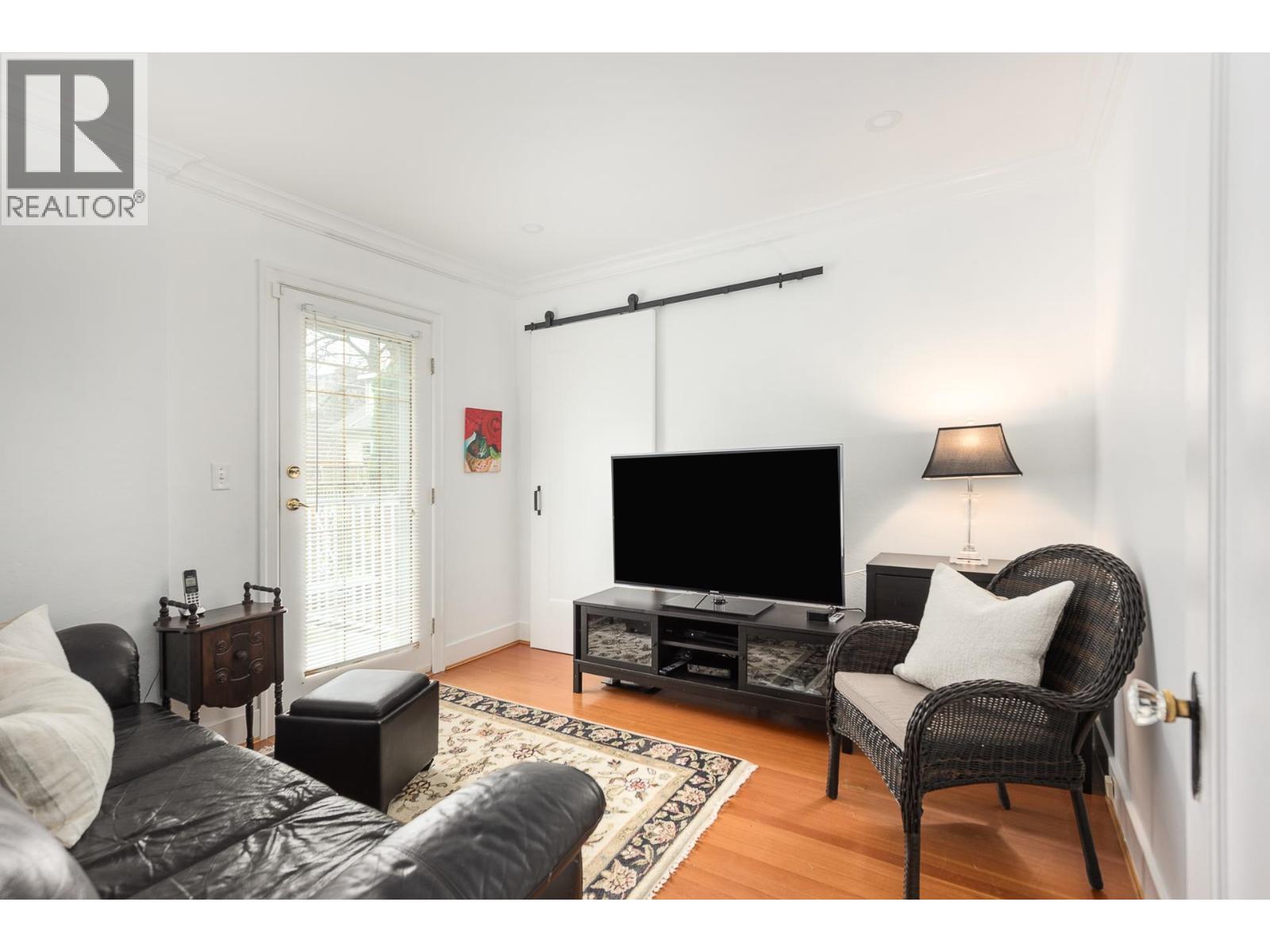 438 Fourth Street Property Photo 15