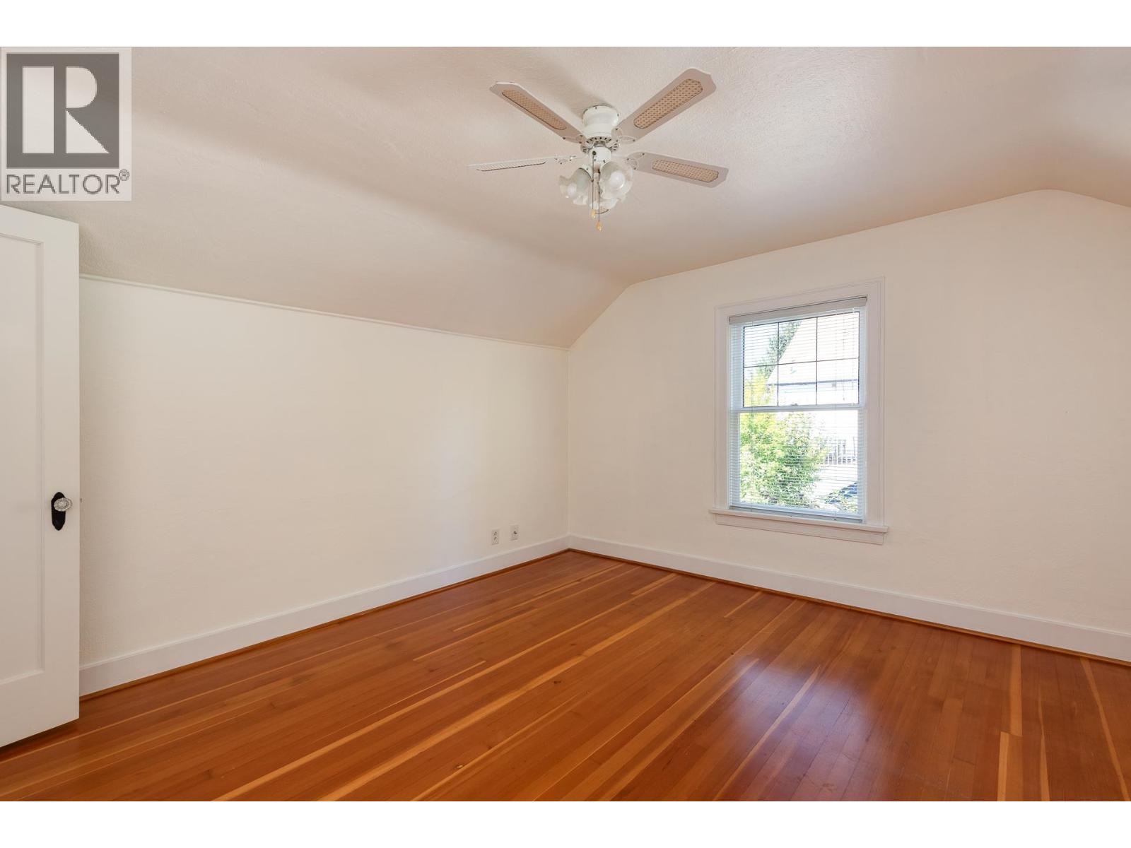 438 Fourth Street Property Photo 21