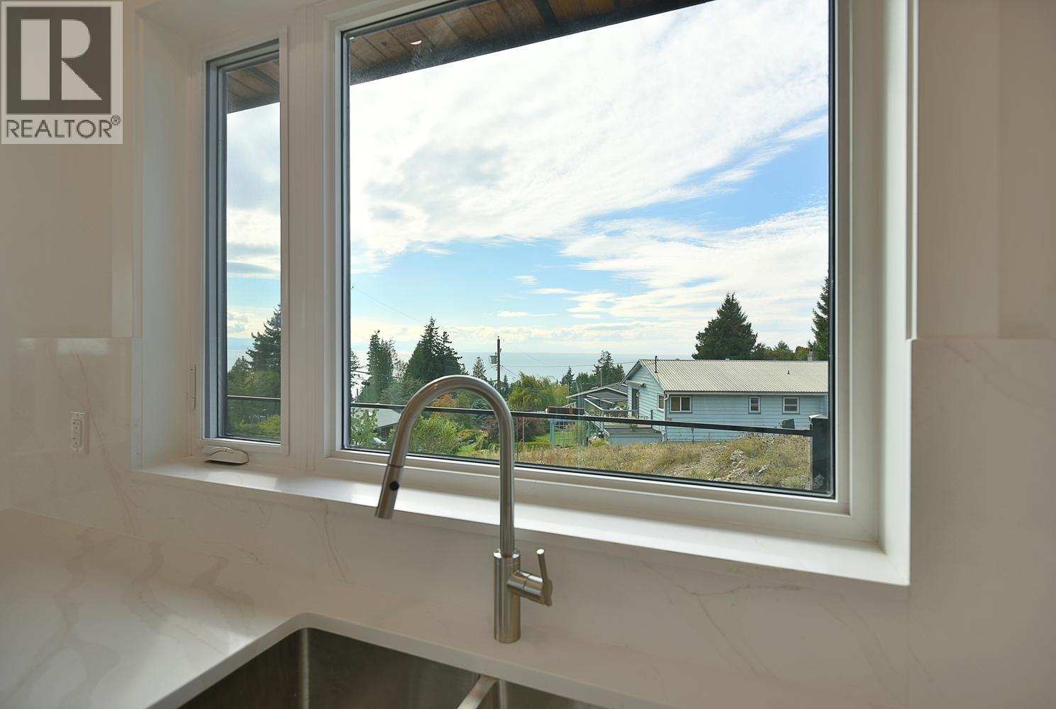 5112 Chapman Road Property Photo 10