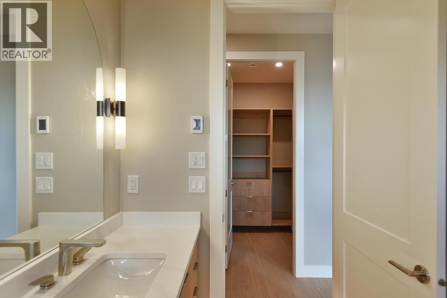 5112 Chapman Road Property Photo 18