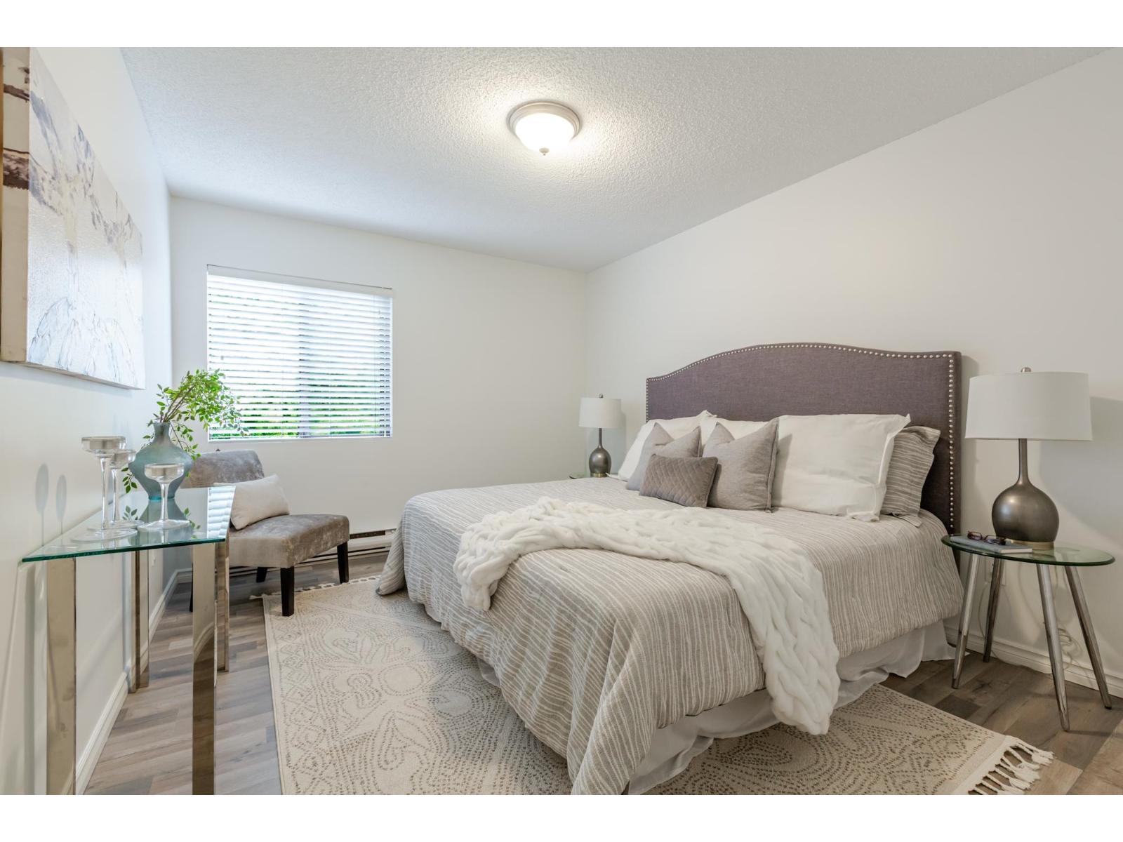 203 12890 17 Avenue Property Photo 17